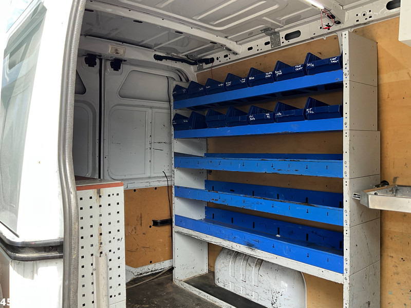 卡车 Renault Master T35 2.3 DCI Euro 6 Klubb 12,5 meter hoogwerker:图13 卡车 Renault Master T35 2.3 DCI Euro 6 Klubb 12,5 meter hoogwerker:图13