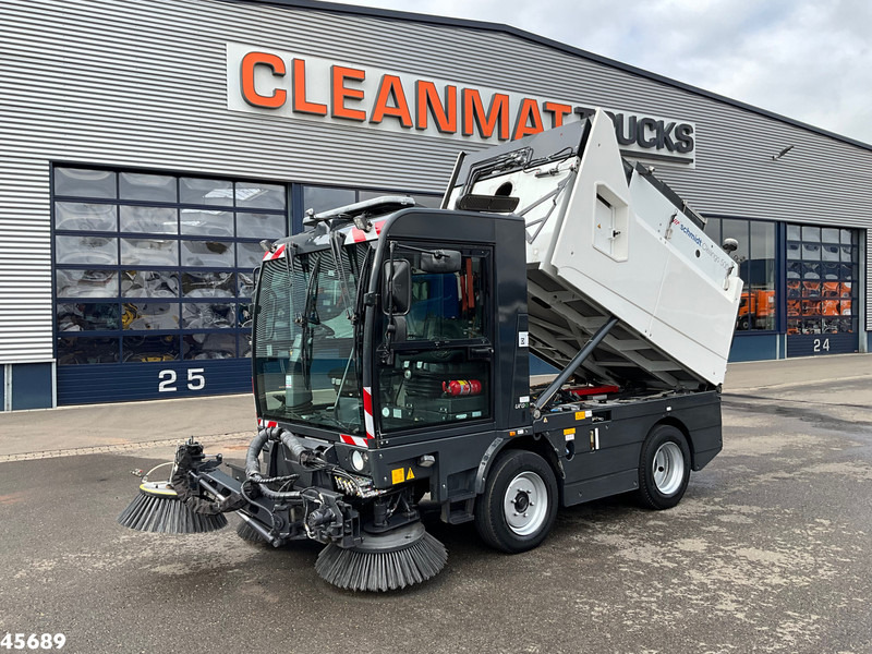 Schmidt Cleango Compact 500 Euro 6 with 3-rd brush Just 4.260 km! - 道路清扫机:图1 Schmidt Cleango Compact 500 Euro 6 with 3-rd brush Just 4.260 km! - 道路清扫机:图1