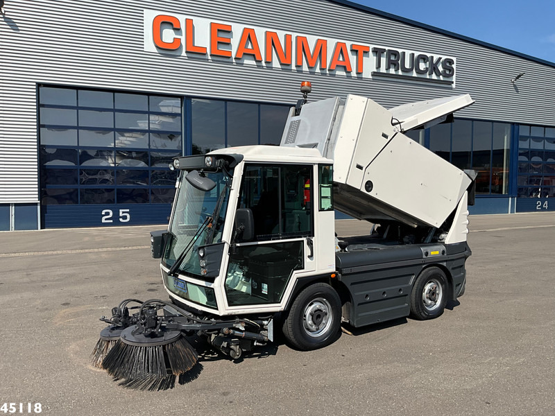 Schmidt Swingo Compact 200 Euro 6 - 道路清扫机:图1 Schmidt Swingo Compact 200 Euro 6 - 道路清扫机:图1