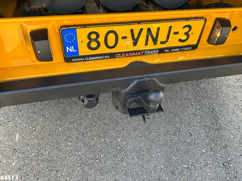 栏板式/ 平板卡车 Volkswagen Transporter 2.0 300 Manual:图7 栏板式/ 平板卡车 Volkswagen Transporter 2.0 300 Manual:图7