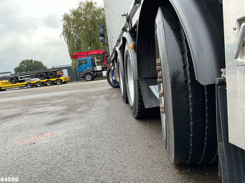 起重车 Volvo FH 520 8x4 Euro 5 Hiab 24 Tonmeter laadkraan + Fly-jib：图10