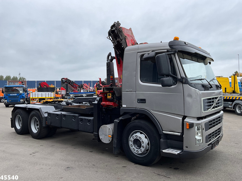 Volvo FM 340 6x4 Fassi 19 Tonmeter laadkraan - 吊钩升降车, 起重车:图5 Volvo FM 340 6x4 Fassi 19 Tonmeter laadkraan - 吊钩升降车, 起重车:图5