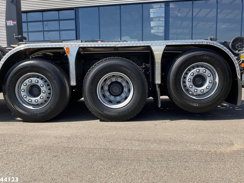 Volvo FM 420 8x2 Hiab 25 Tonmeter laadkraan Welvaarts laadkraan weegsysteem - 吊钩升降车, 起重车:图3 Volvo FM 420 8x2 Hiab 25 Tonmeter laadkraan Welvaarts laadkraan weegsysteem - 吊钩升降车, 起重车:图3