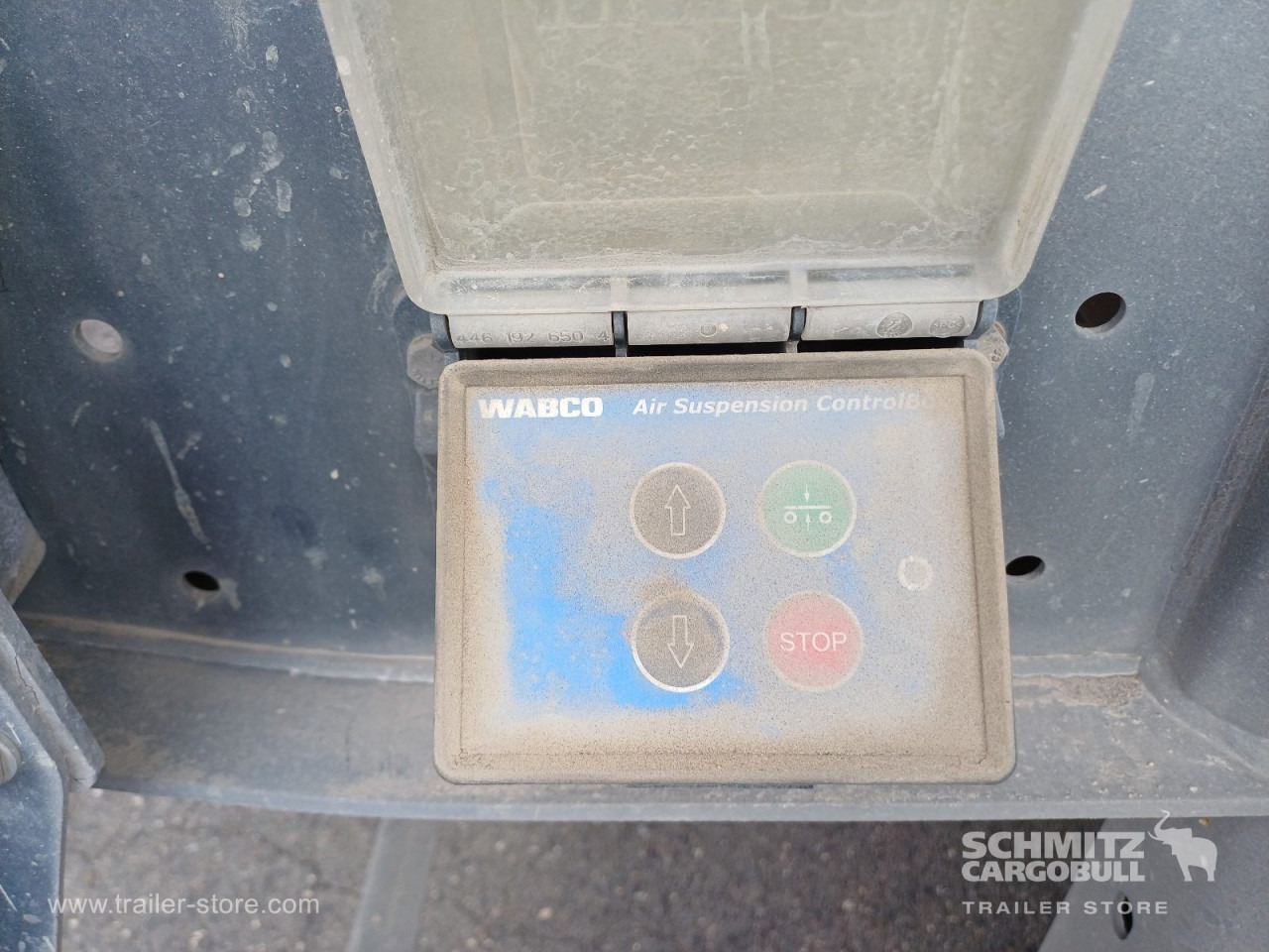 LANGENDORF Auflieger Kipper Stahlrundmulde 24m³ - 翻斗半拖车:图4 LANGENDORF Auflieger Kipper Stahlrundmulde 24m³ - 翻斗半拖车:图4