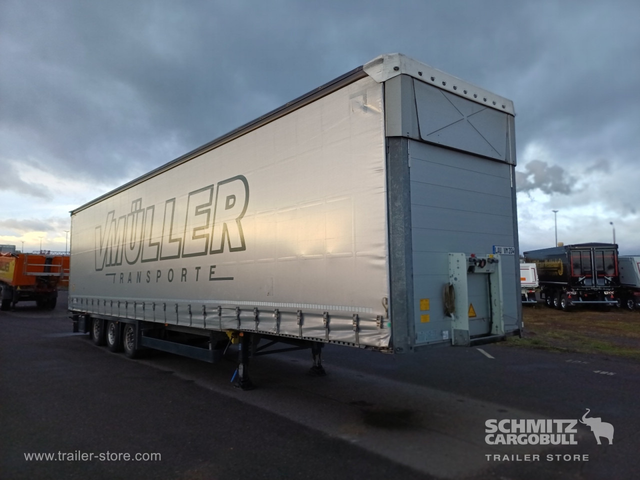 SCHMITZ Auflieger Curtainsider Mega - 侧帘半拖车:图1 SCHMITZ Auflieger Curtainsider Mega - 侧帘半拖车:图1