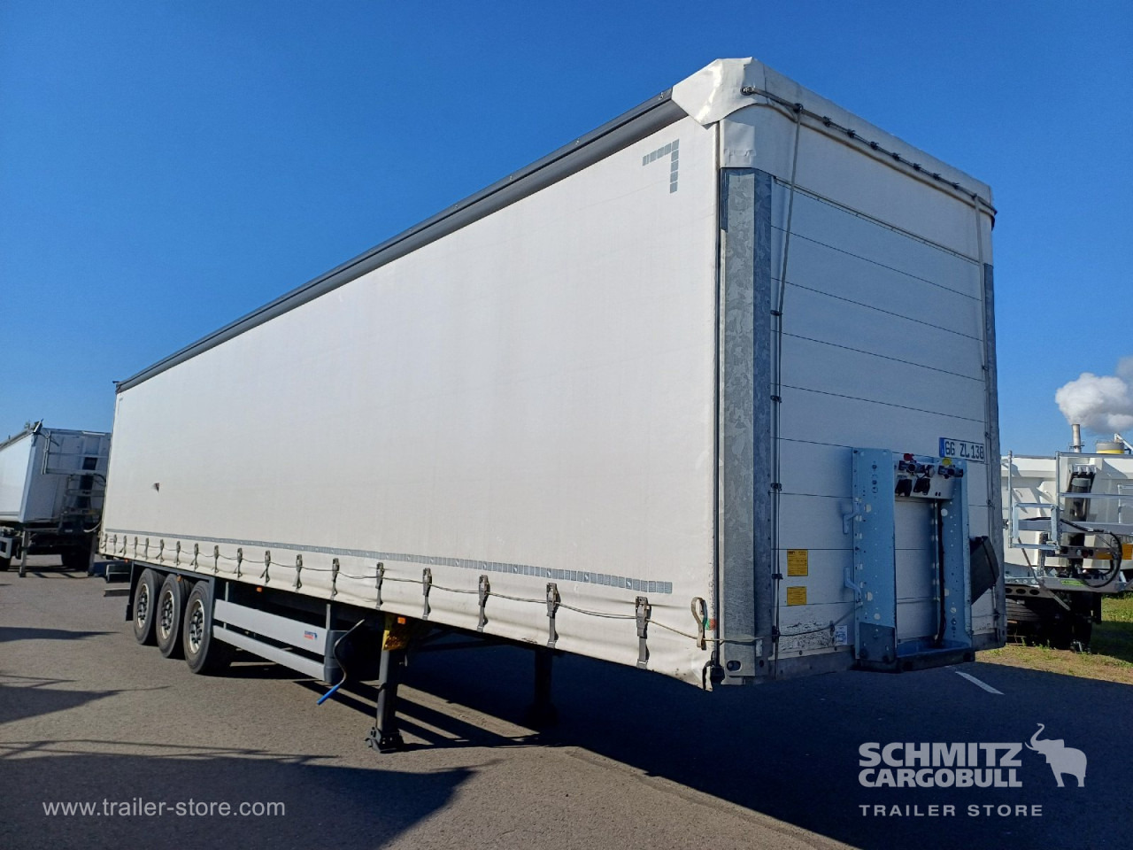 SCHMITZ Auflieger Curtainsider Standard - 侧帘半拖车:图1 SCHMITZ Auflieger Curtainsider Standard - 侧帘半拖车:图1