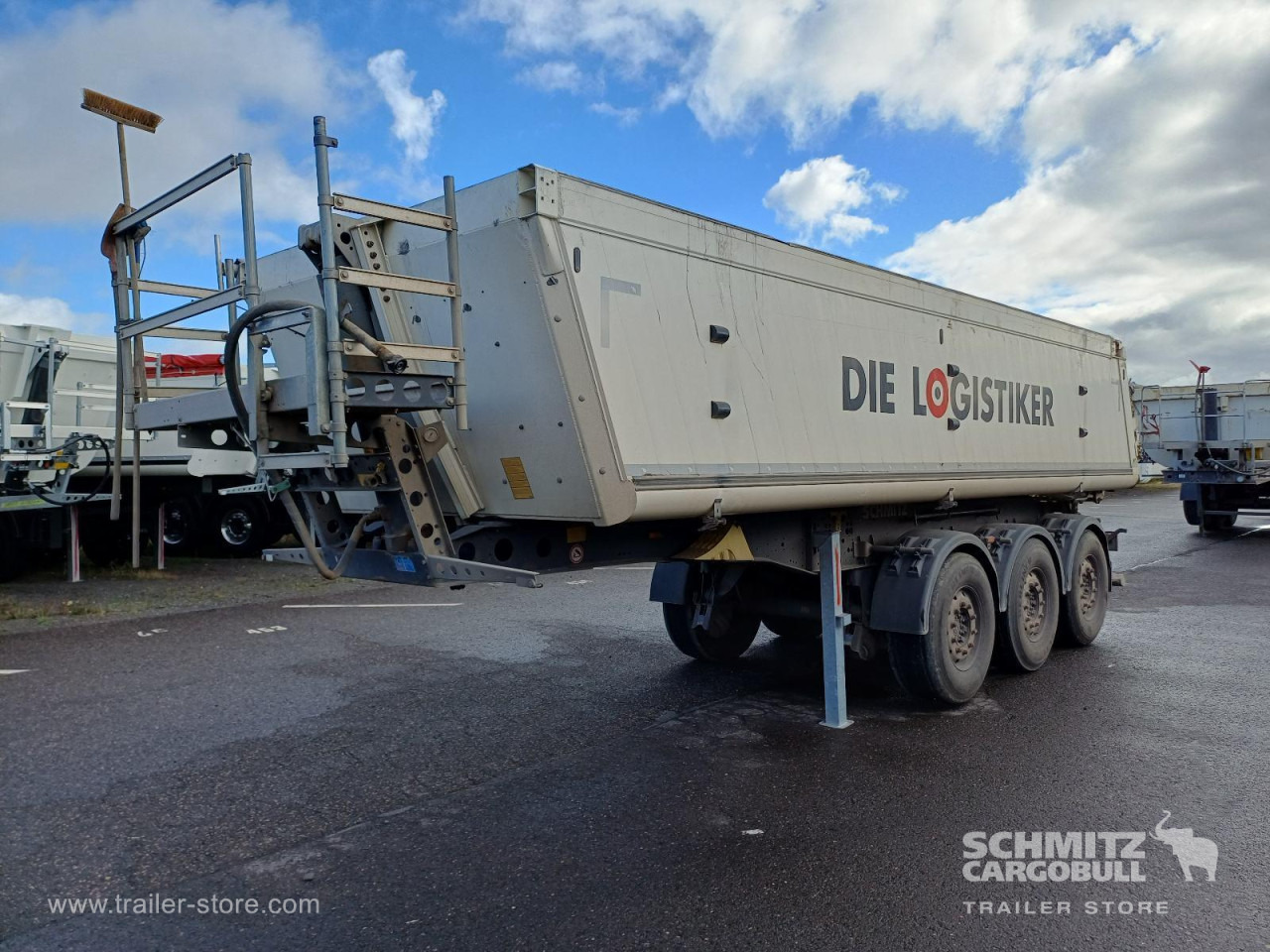 翻斗半拖车 SCHMITZ Auflieger Kipper Alukastenmulde 24m³:图6 翻斗半拖车 SCHMITZ Auflieger Kipper Alukastenmulde 24m³:图6