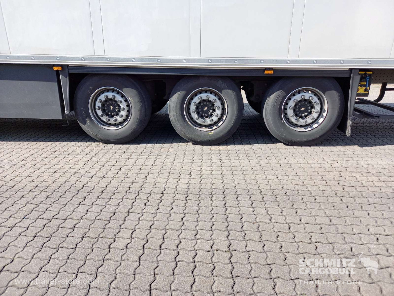 SCHMITZ Auflieger Tiefkühler Standard Double deck - 等温半拖车:图2 SCHMITZ Auflieger Tiefkühler Standard Double deck - 等温半拖车:图2