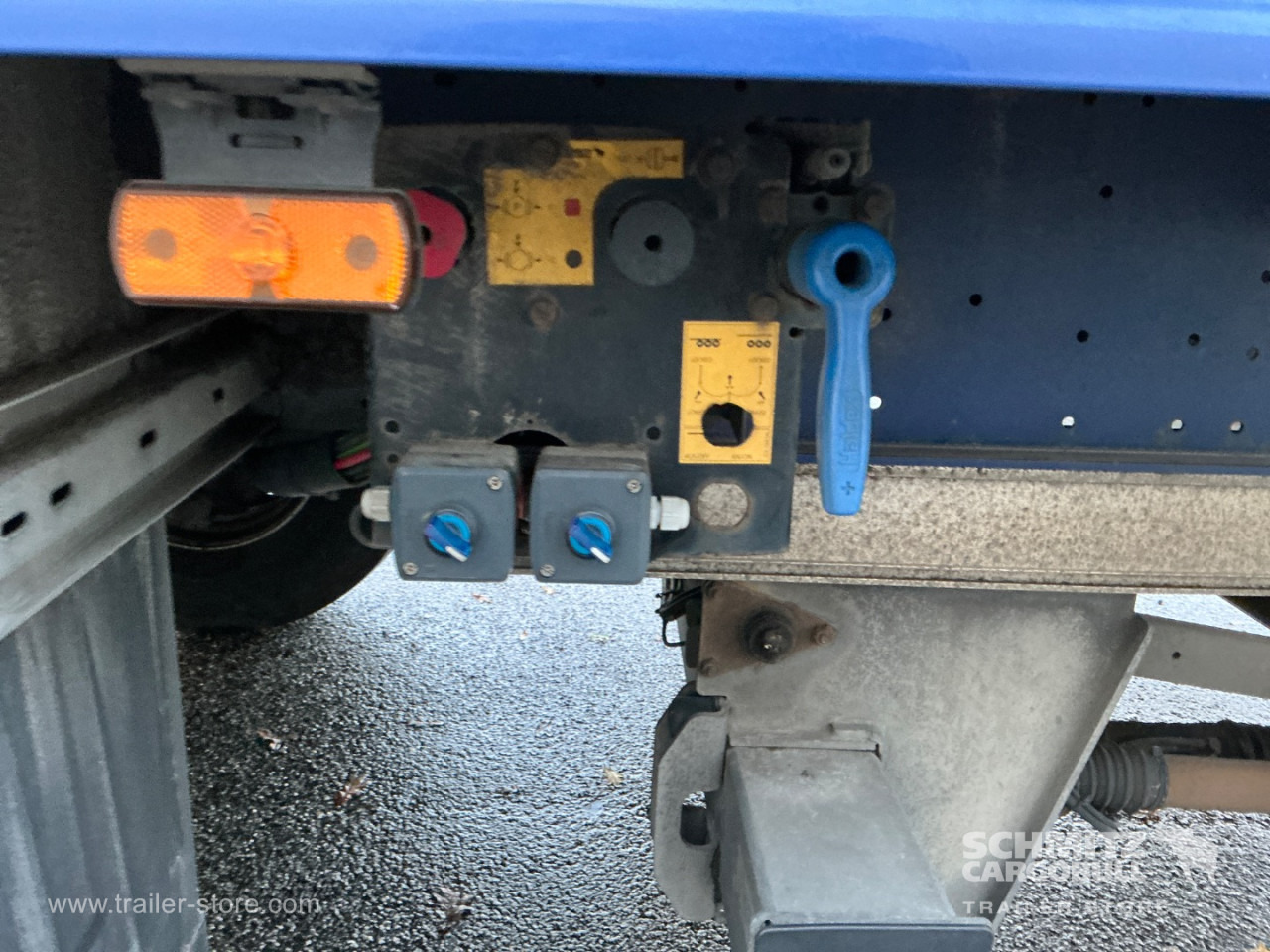 SCHMITZ Dryfreight Standard Taillift - 封闭厢式半拖车:图4 SCHMITZ Dryfreight Standard Taillift - 封闭厢式半拖车:图4