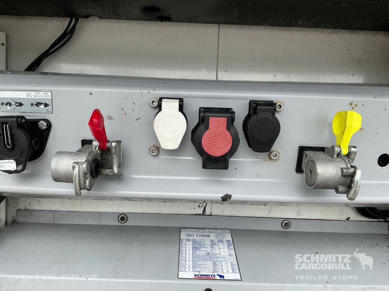 SCHMITZ Reefer Meat hanging system - 等温半拖车:图4 SCHMITZ Reefer Meat hanging system - 等温半拖车:图4