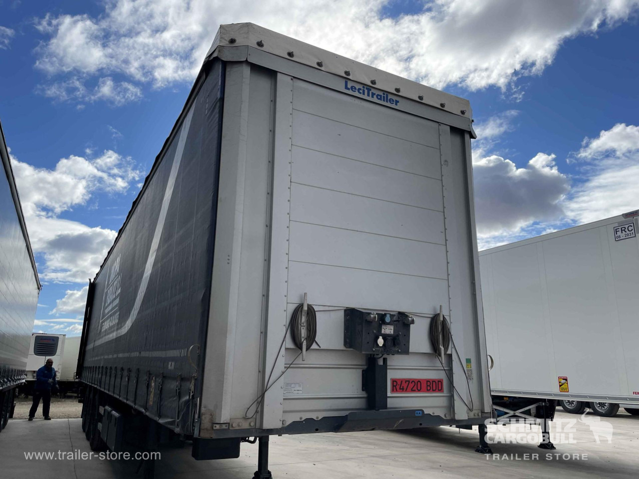 LECI TRAILER Semiremolque Lona Standard - 侧帘半拖车:图1 LECI TRAILER Semiremolque Lona Standard - 侧帘半拖车:图1