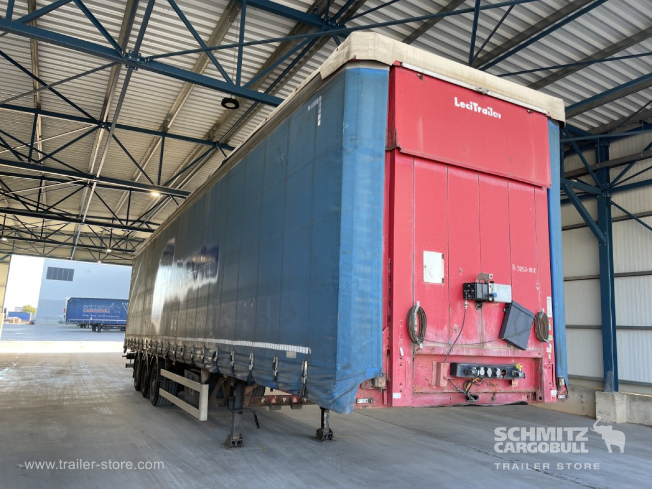 LECIñENA Semiremolque Lona Standard - 侧帘半拖车:图1 LECIñENA Semiremolque Lona Standard - 侧帘半拖车:图1