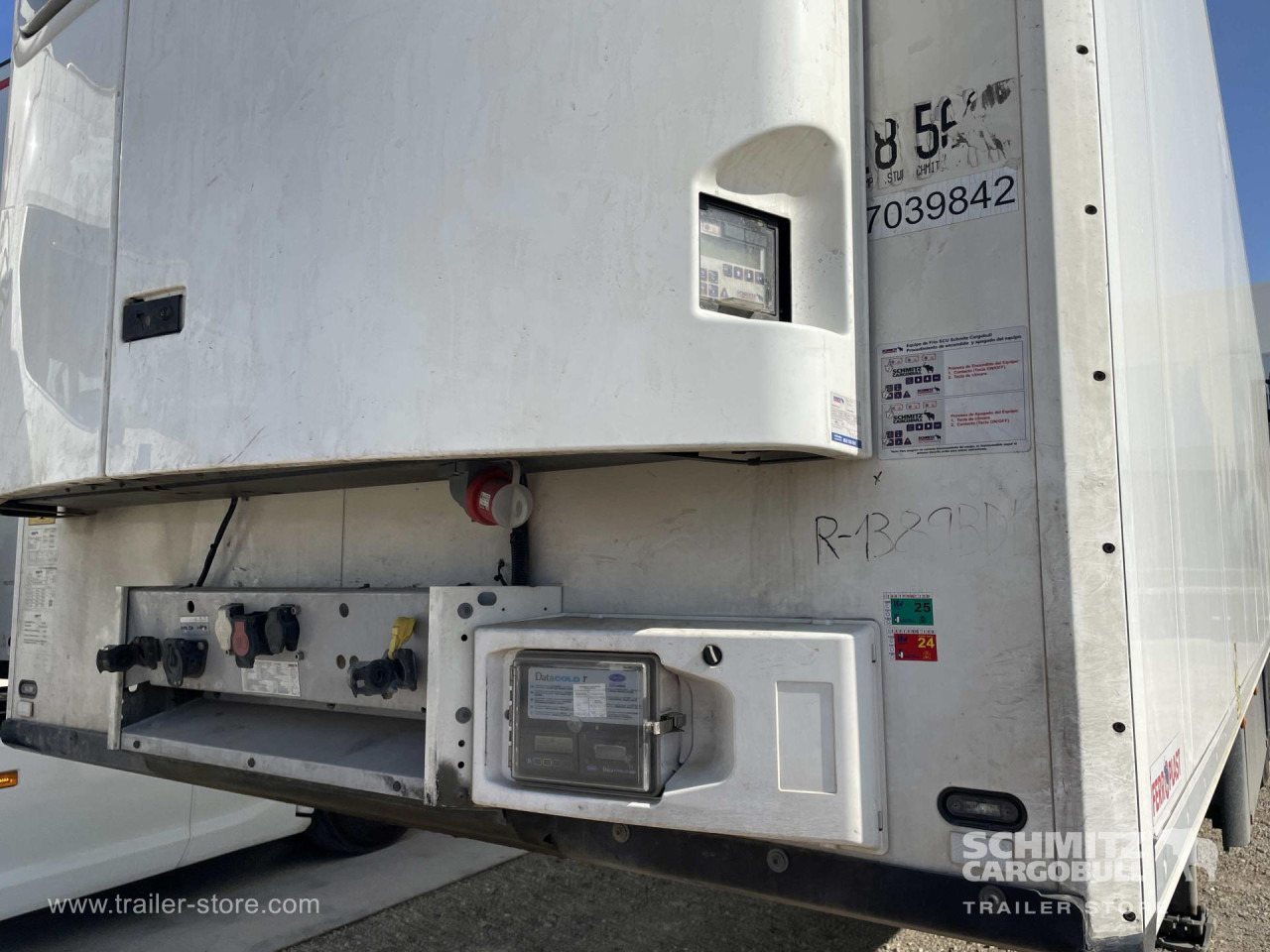 SCHMITZ Semiremolque Frigo Standard - 等温半拖车:图2 SCHMITZ Semiremolque Frigo Standard - 等温半拖车:图2