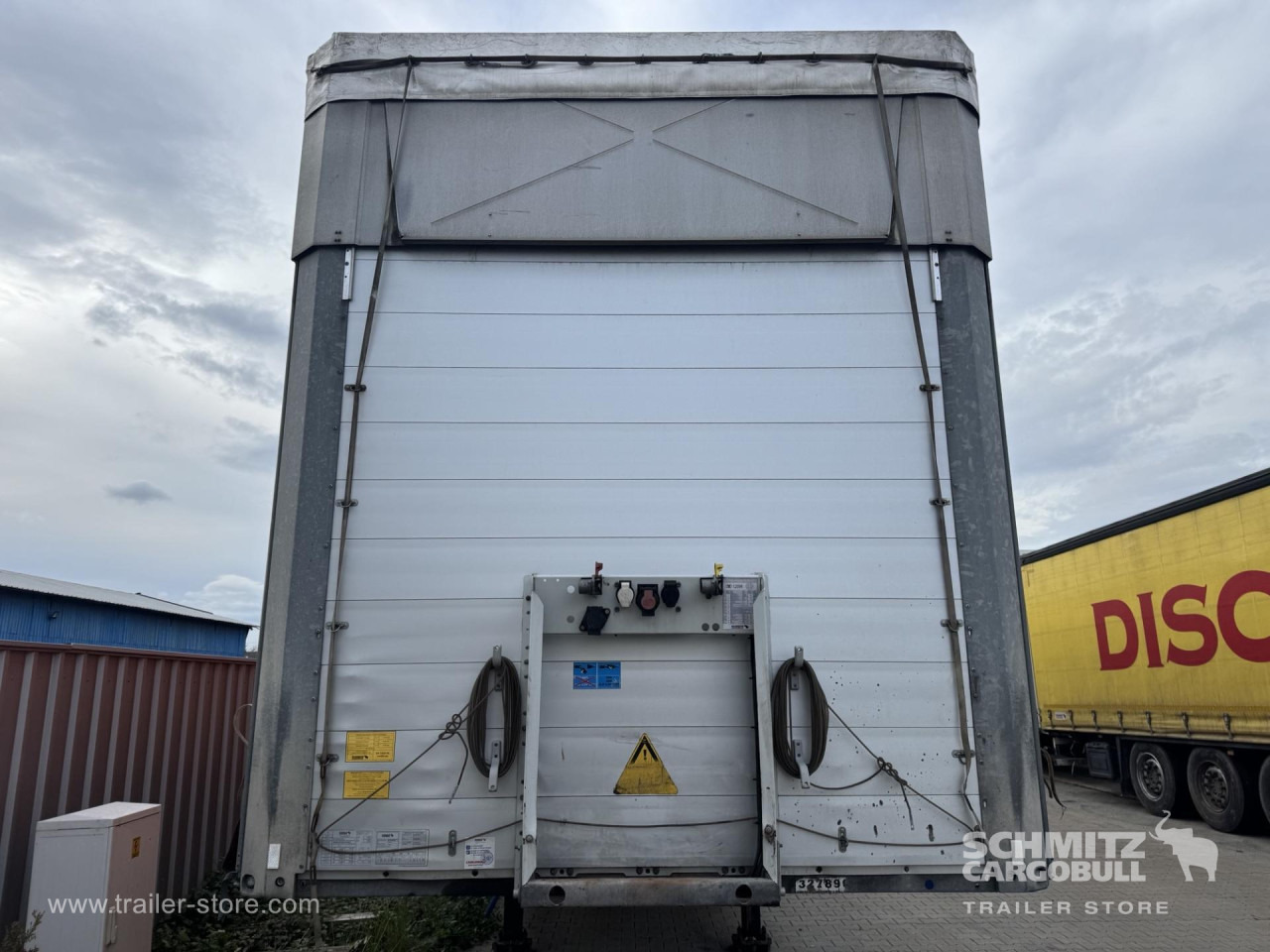 SCHMITZ Curtainsider Mega - 侧帘半拖车:图5 SCHMITZ Curtainsider Mega - 侧帘半拖车:图5
