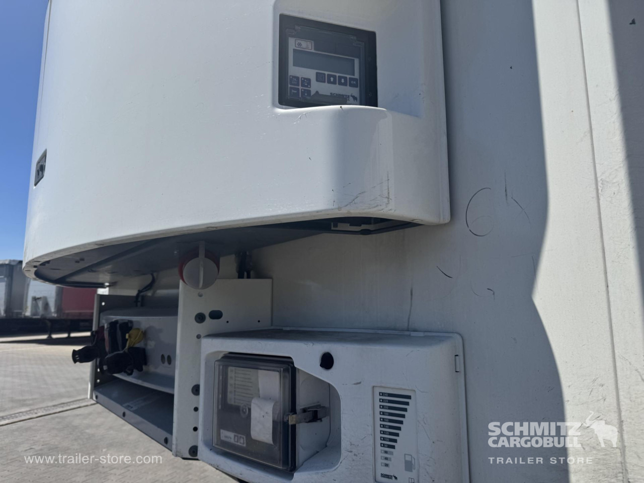 等温半拖车 SCHMITZ Reefer Standard Double deck:图6 等温半拖车 SCHMITZ Reefer Standard Double deck:图6