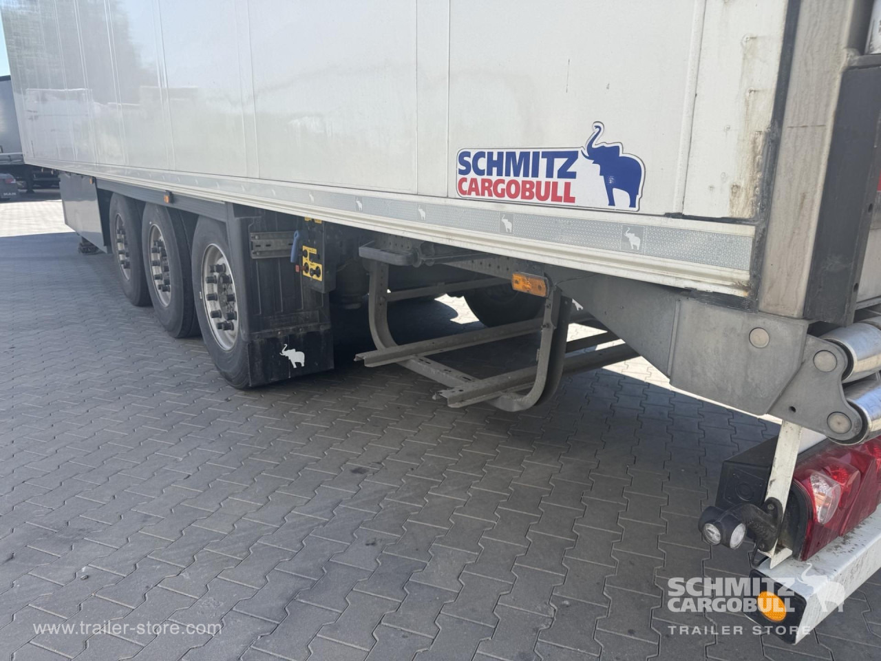 SCHMITZ Reefer Standard Double deck - 等温半拖车:图2 SCHMITZ Reefer Standard Double deck - 等温半拖车:图2