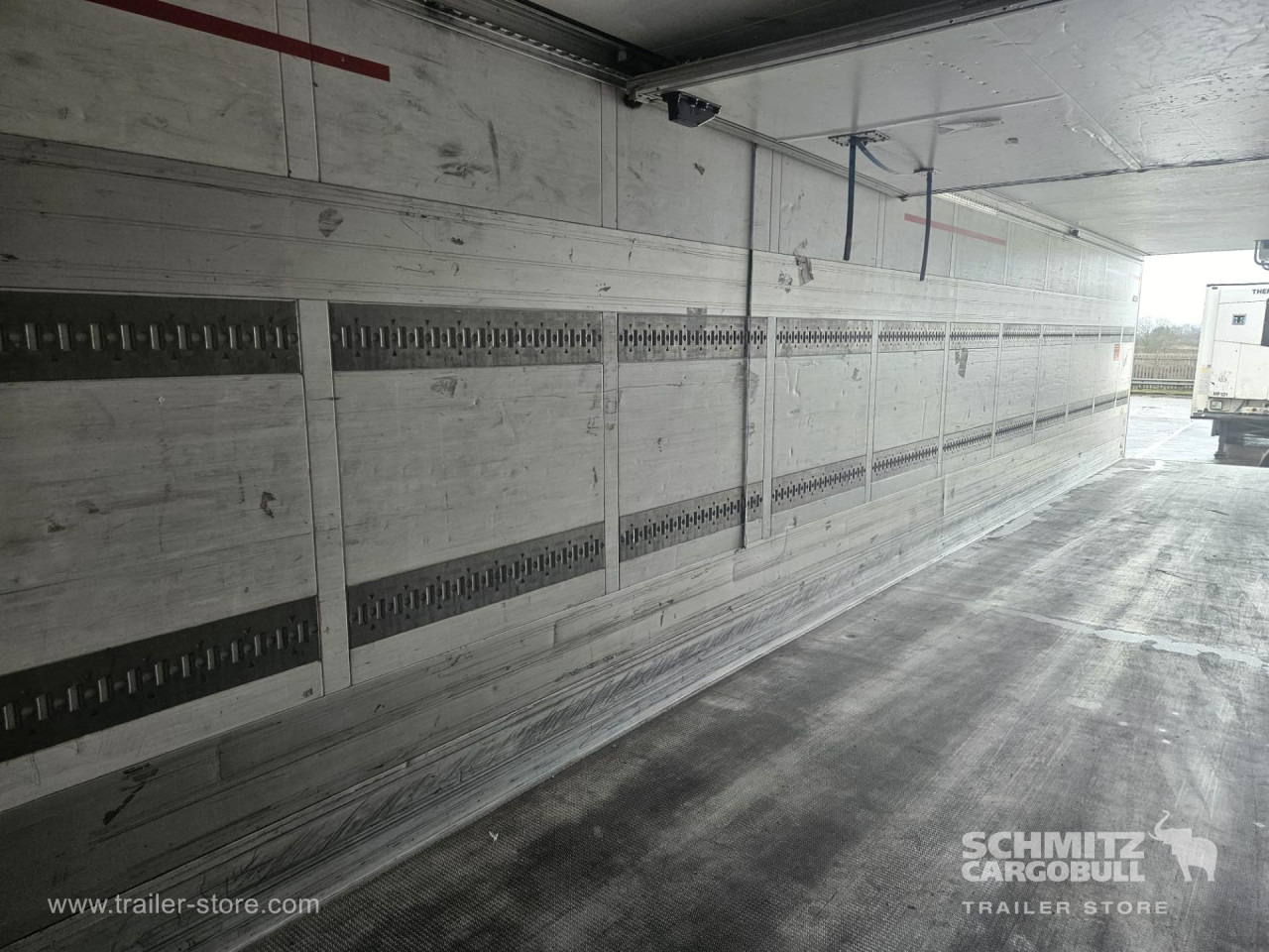 SCHMITZ Reefer Multitemp - 等温半拖车:图3 SCHMITZ Reefer Multitemp - 等温半拖车:图3