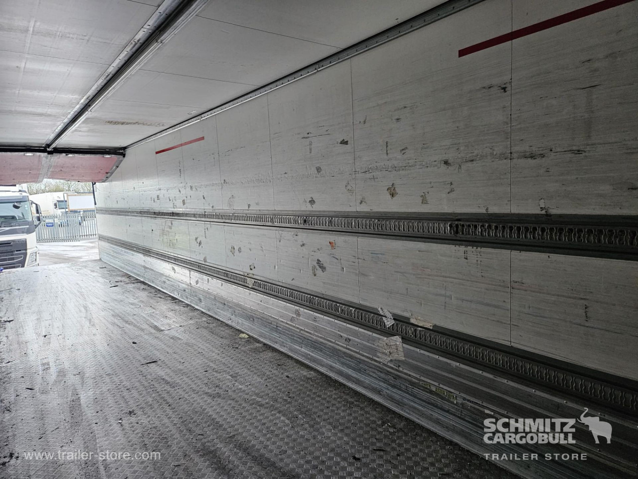 SCHMITZ Reefer Multitemp - 等温半拖车:图4 SCHMITZ Reefer Multitemp - 等温半拖车:图4