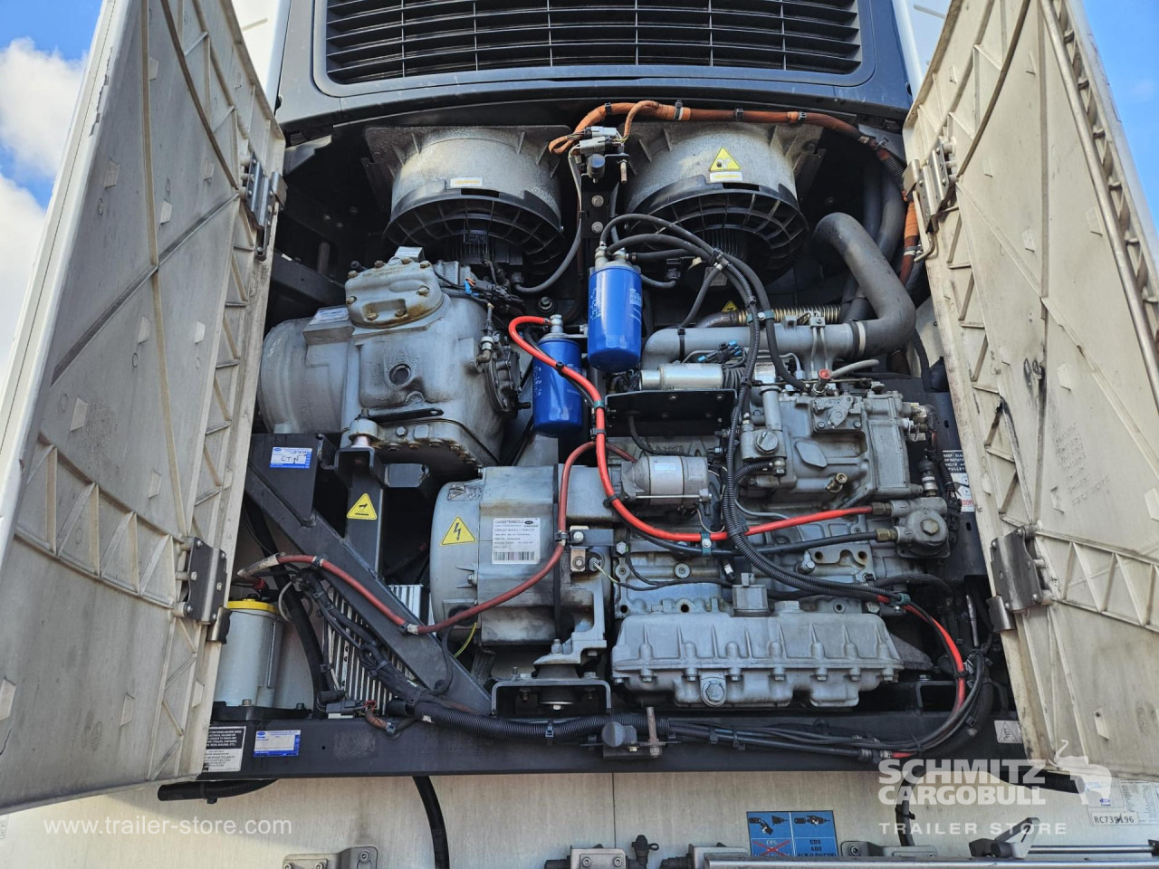 SCHMITZ Reefer Multitemp - 等温半拖车:图2 SCHMITZ Reefer Multitemp - 等温半拖车:图2