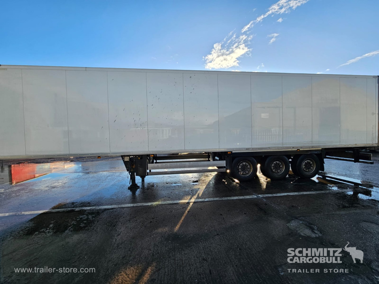SCHMITZ Reefer Multitemp - 等温半拖车:图2 SCHMITZ Reefer Multitemp - 等温半拖车:图2