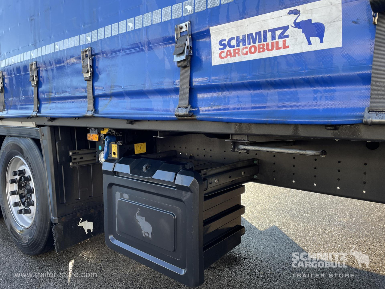 SCHMITZ Curtainsider Standard - 侧帘半拖车:图3 SCHMITZ Curtainsider Standard - 侧帘半拖车:图3