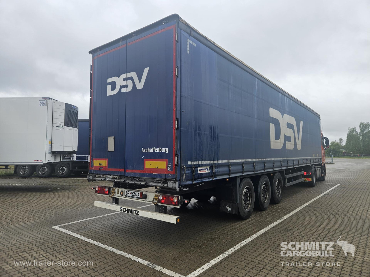 SCHMITZ Curtainsider Standard - 侧帘半拖车:图1 SCHMITZ Curtainsider Standard - 侧帘半拖车:图1