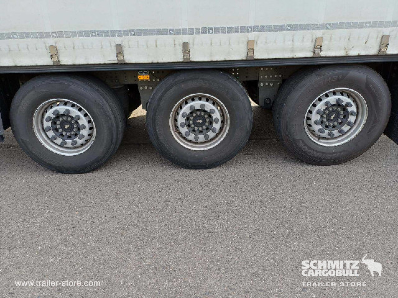 SCHMITZ Oplegger Schuifzeil Standard - 侧帘半拖车:图2 SCHMITZ Oplegger Schuifzeil Standard - 侧帘半拖车:图2