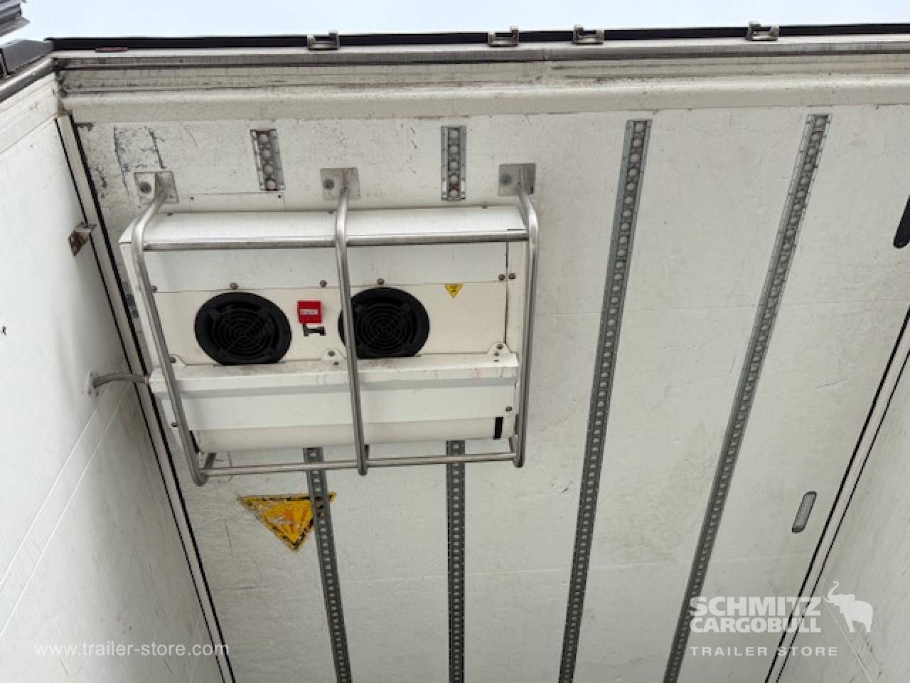 SCHMITZ Oplegger Vries Multitemp - 等温半拖车:图2 SCHMITZ Oplegger Vries Multitemp - 等温半拖车:图2