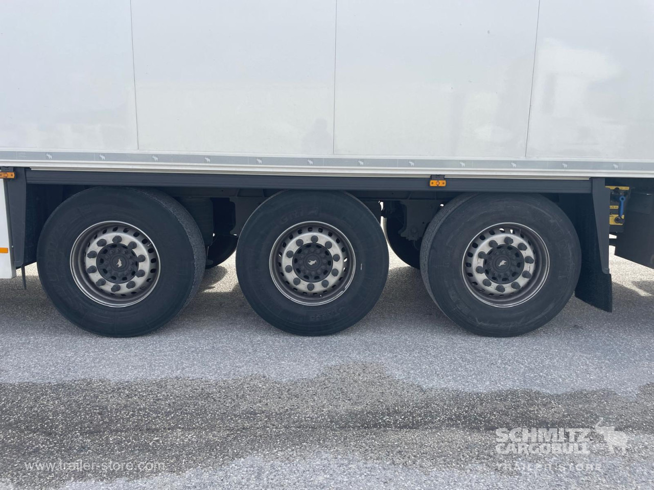 SCHMITZ Reefer Standard - 等温半拖车:图2 SCHMITZ Reefer Standard - 等温半拖车:图2