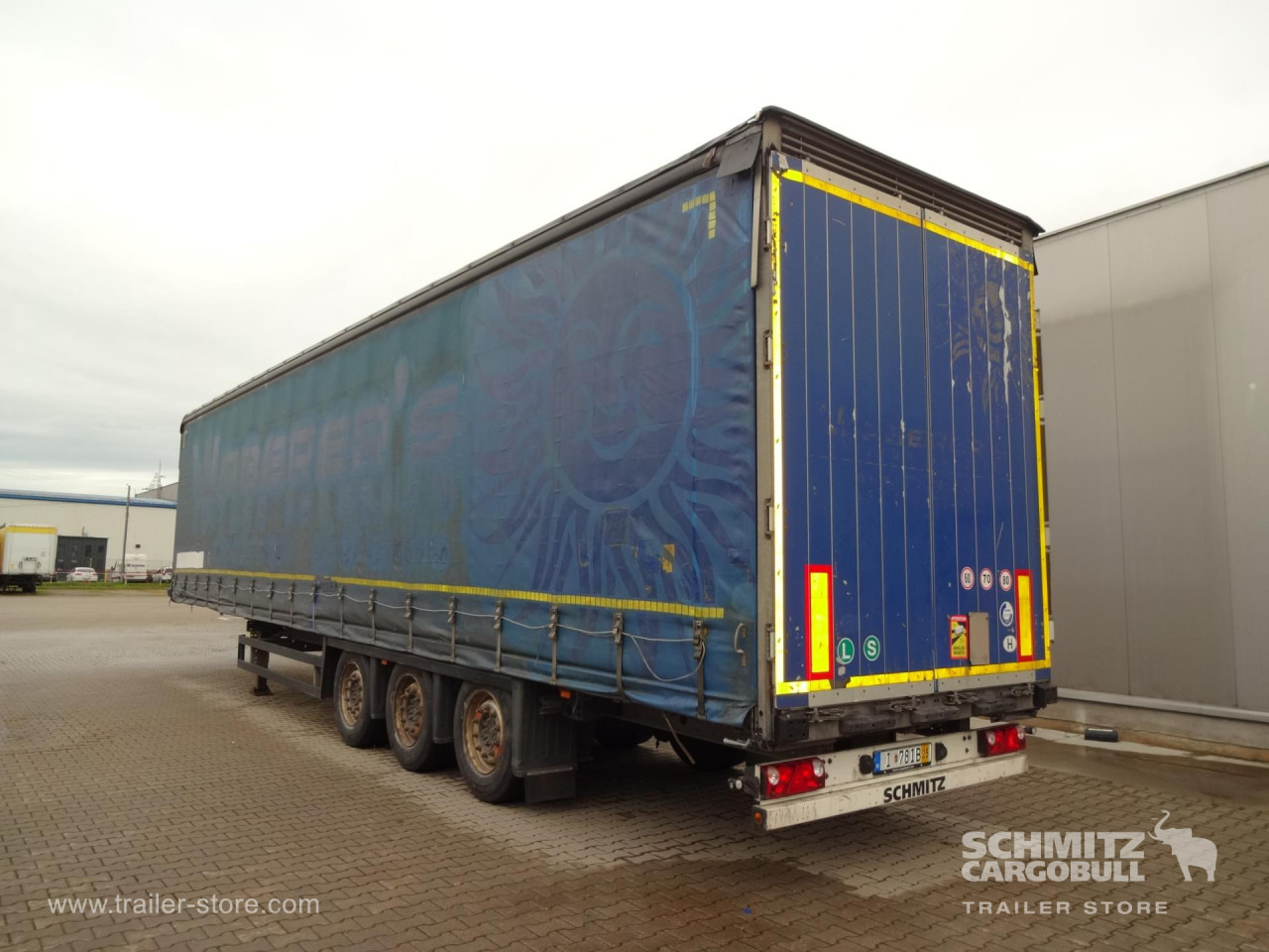 SCHMITZ Curtainsider Varios - 侧帘半拖车:图5 SCHMITZ Curtainsider Varios - 侧帘半拖车:图5