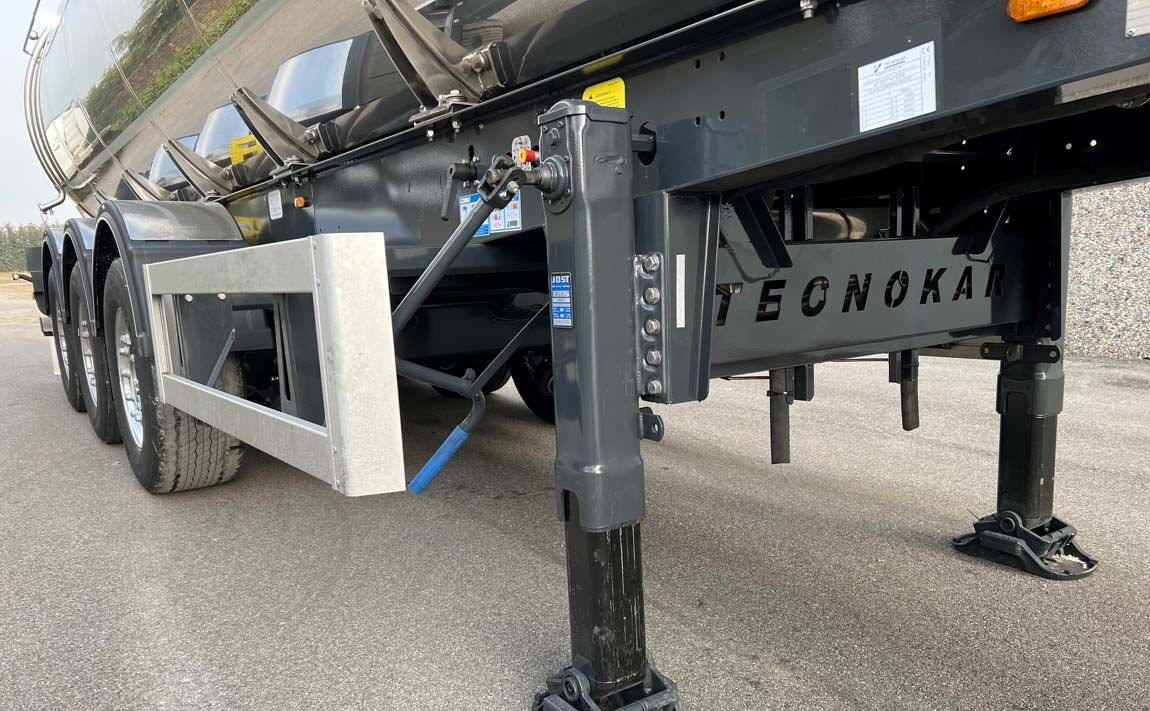 新的 液罐半拖车 用于运输 食物 Bata CISTERNA MODELLO INOX STANDARD NUOVA:图8 新的 液罐半拖车 用于运输 食物 Bata CISTERNA MODELLO INOX STANDARD NUOVA:图8