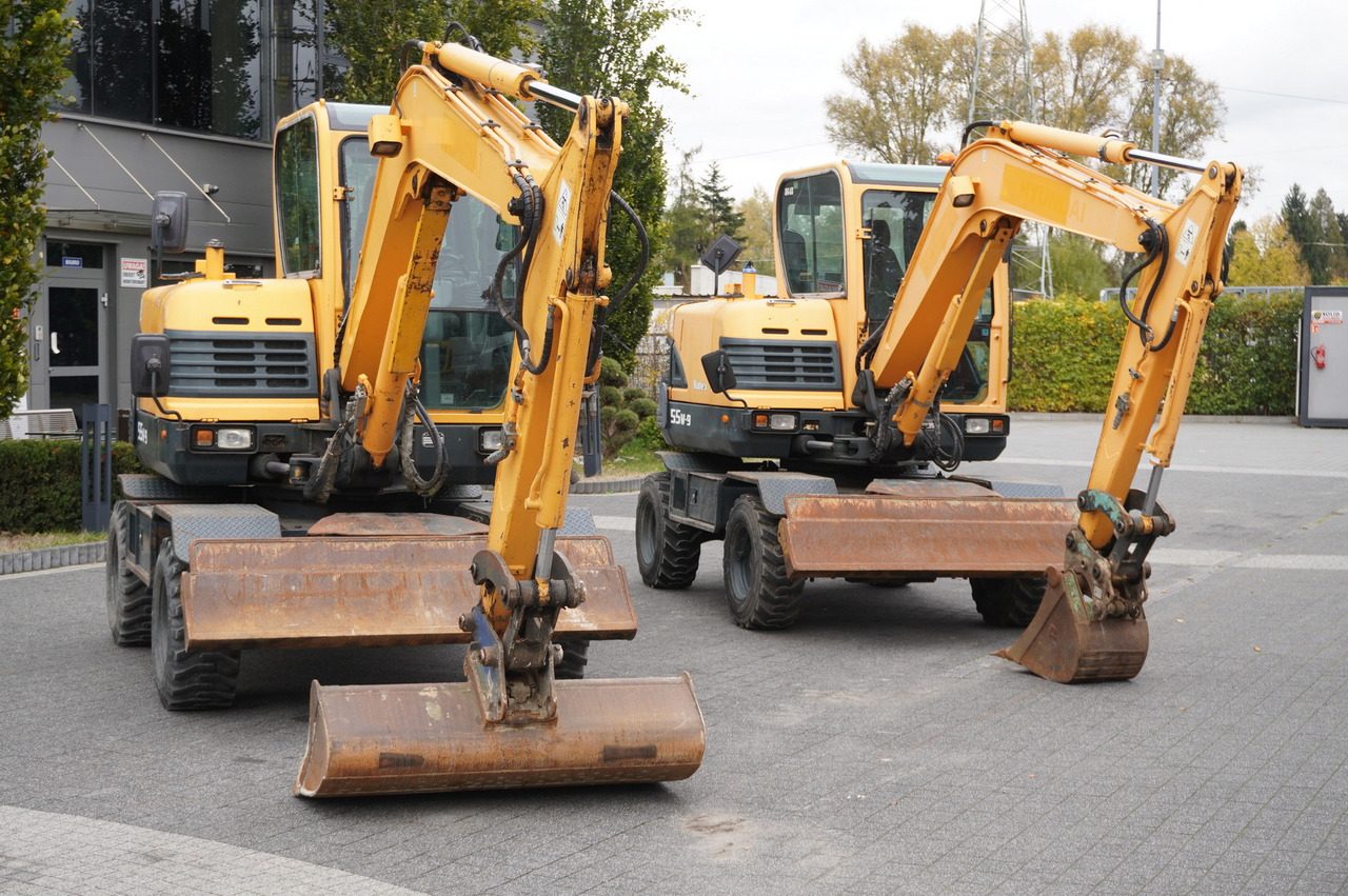 Hyundai Robex 55W-9 Wheeled Excavator 5.5t / 2pcs - 小型挖掘机:图5 Hyundai Robex 55W-9 Wheeled Excavator 5.5t / 2pcs - 小型挖掘机:图5