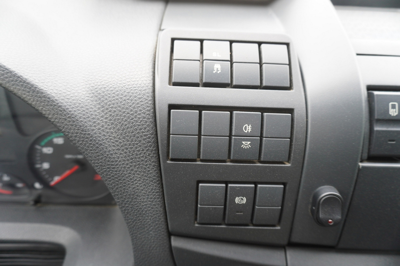 栏板式/ 平板卡车 IVECO Eurocargo 150 E25 / 90 tho. km !!! / Tow truck:图22 栏板式/ 平板卡车 IVECO Eurocargo 150 E25 / 90 tho. km !!! / Tow truck:图22