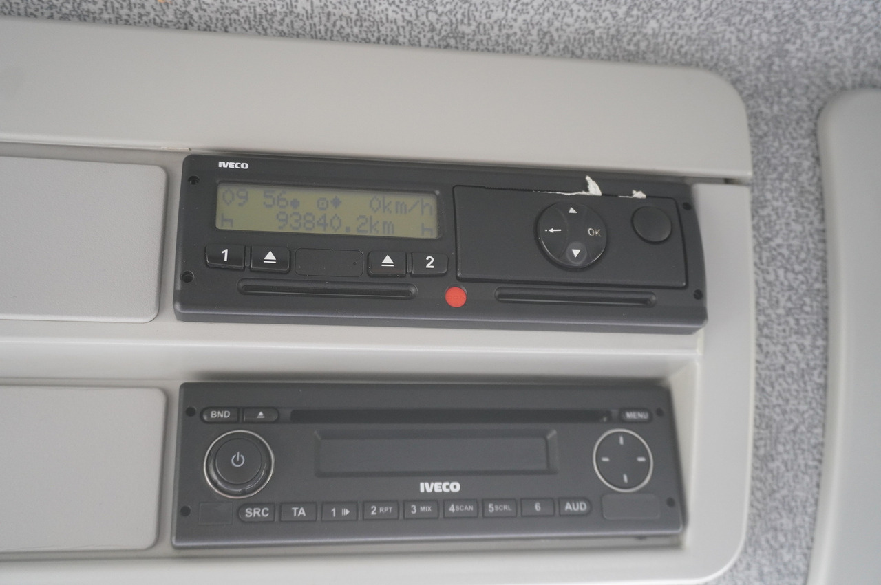IVECO Eurocargo 150 E25 / 90 tho. km !!! / Tow truck - 拖吊车:图3 IVECO Eurocargo 150 E25 / 90 tho. km !!! / Tow truck - 拖吊车:图3