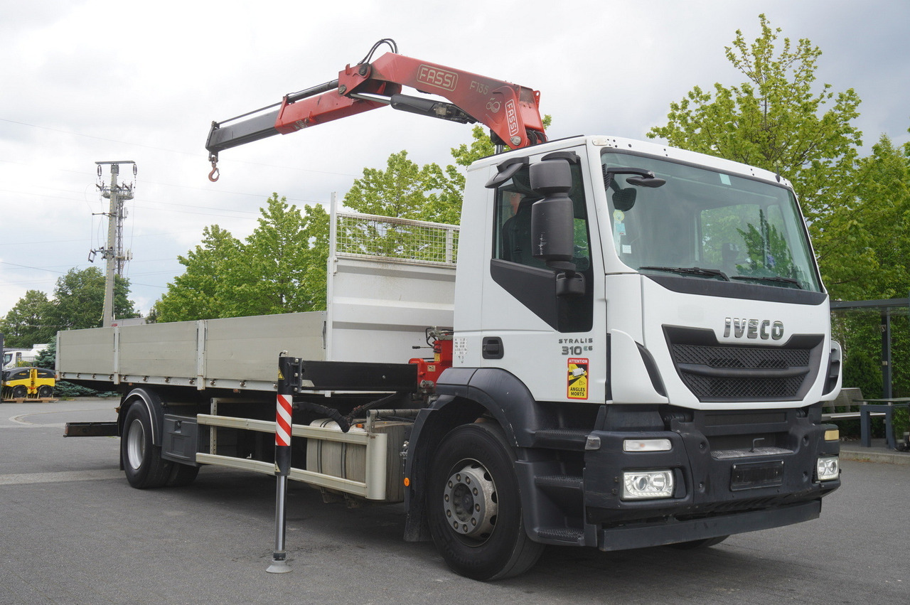 栏板式/ 平板卡车, 起重车 IVECO STRALIS 19.310 E6 / Flatbed 19 EPAL / FASSI F135 / 225 MTH! / 5.7 T：图13