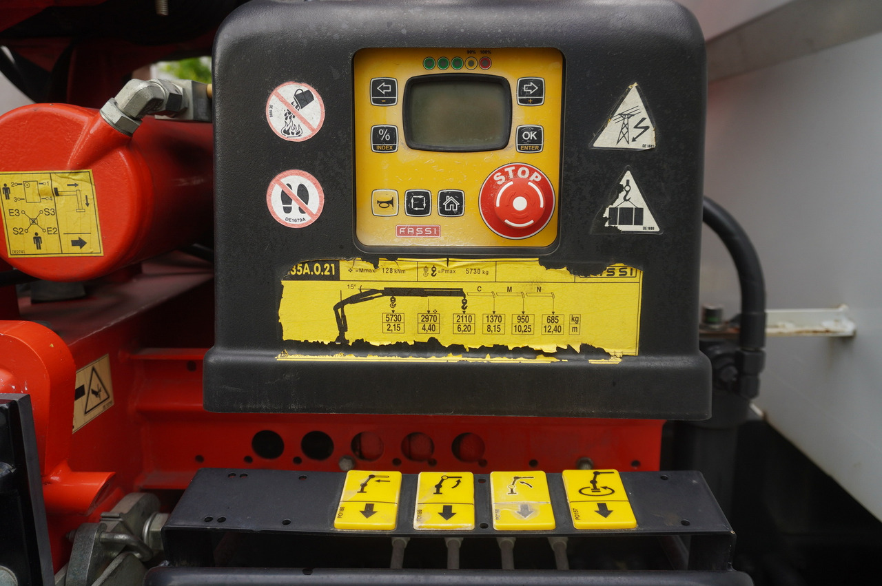 栏板式/ 平板卡车, 起重车 IVECO STRALIS 19.310 E6 / Flatbed 19 EPAL / FASSI F135 / 225 MTH! / 5.7 T：图16