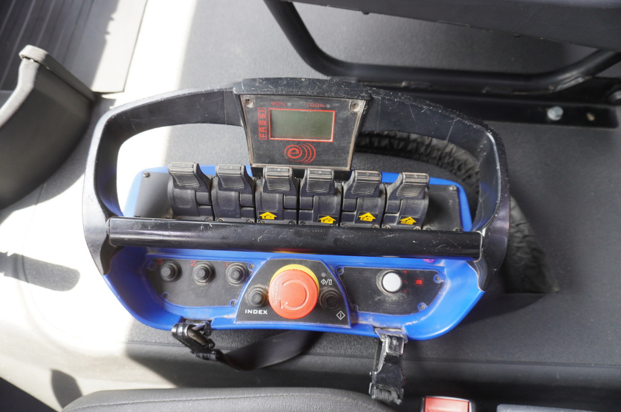 IVECO STRALIS 310 E6 / FASSI F110B / 630 MTH! / 4 t lift cap. / 19 t 租赁 IVECO STRALIS 310 E6 / FASSI F110B / 630 MTH! / 4 t lift cap. / 19 t：图15