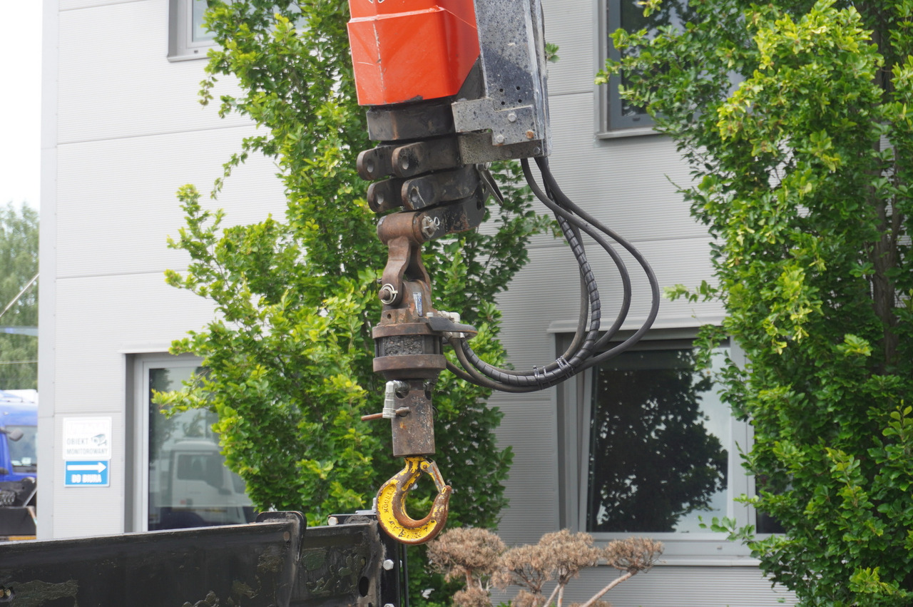 翻斗车, 起重车 IVECO STRALIS 330 E6 / FASSI 195A 8.5 T / 3-side tipper:图14 翻斗车, 起重车 IVECO STRALIS 330 E6 / FASSI 195A 8.5 T / 3-side tipper:图14