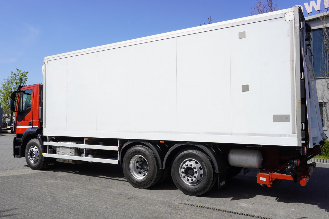 Iveco Stralis 310 6×2 E6 Refrigerator/ ATP/FRC / 18 pallets / Tail lift - 冷藏车:图3 Iveco Stralis 310 6×2 E6 Refrigerator/ ATP/FRC / 18 pallets / Tail lift - 冷藏车:图3