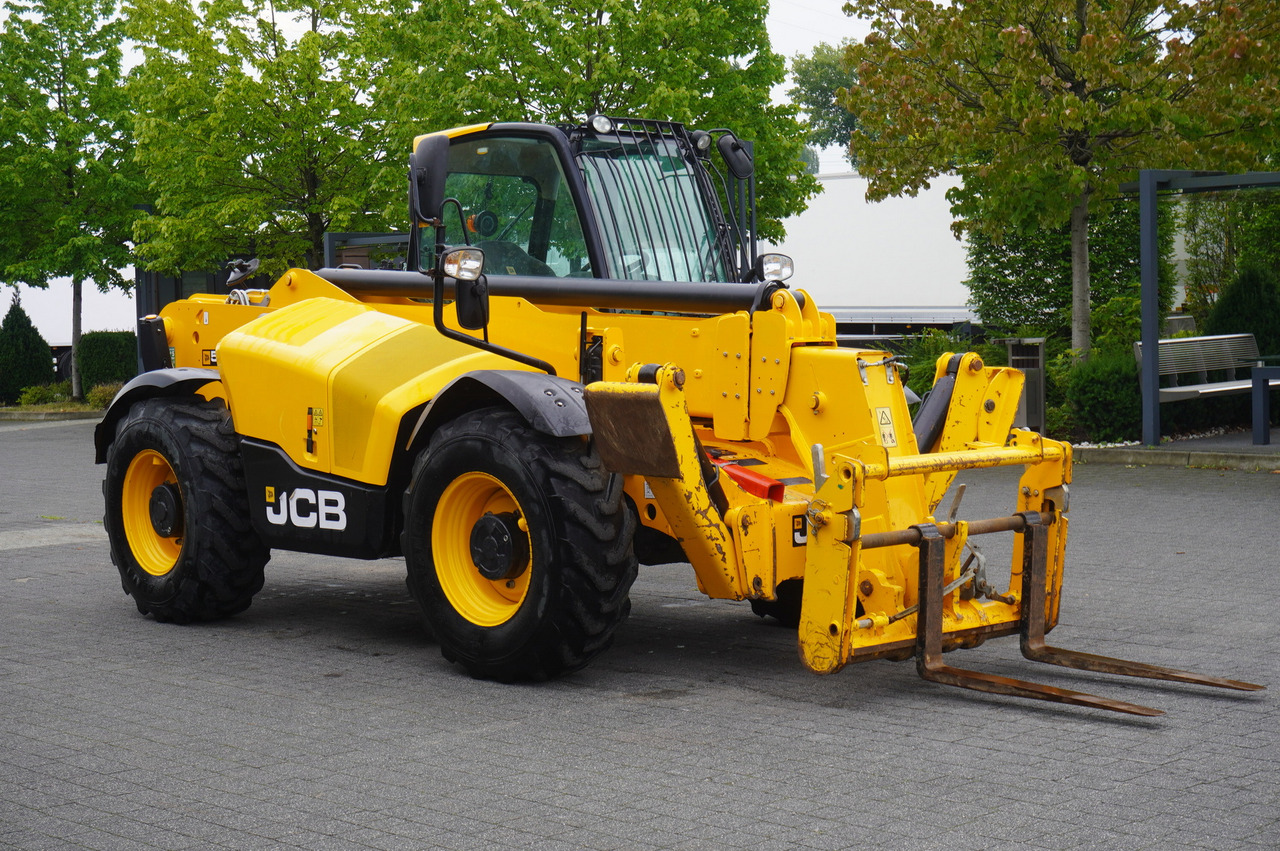 JCB 535-125 / 1500 MTH! / reach 12.5 m / 2021 / 3.5 t - 伸缩臂轮式装载机:图5 JCB 535-125 / 1500 MTH! / reach 12.5 m / 2021 / 3.5 t - 伸缩臂轮式装载机:图5