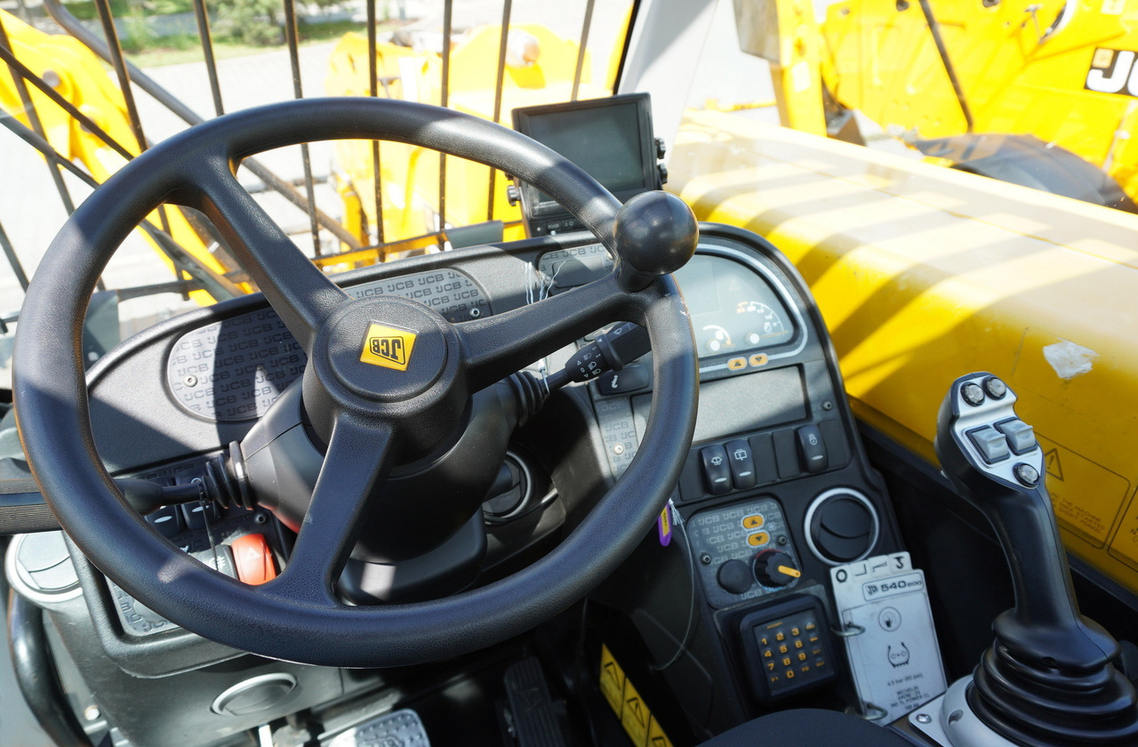 JCB 540-200 Telescopic Loader / 20 m reach / joystick / 2 units - 伸缩臂轮式装载机:图4 JCB 540-200 Telescopic Loader / 20 m reach / joystick / 2 units - 伸缩臂轮式装载机:图4