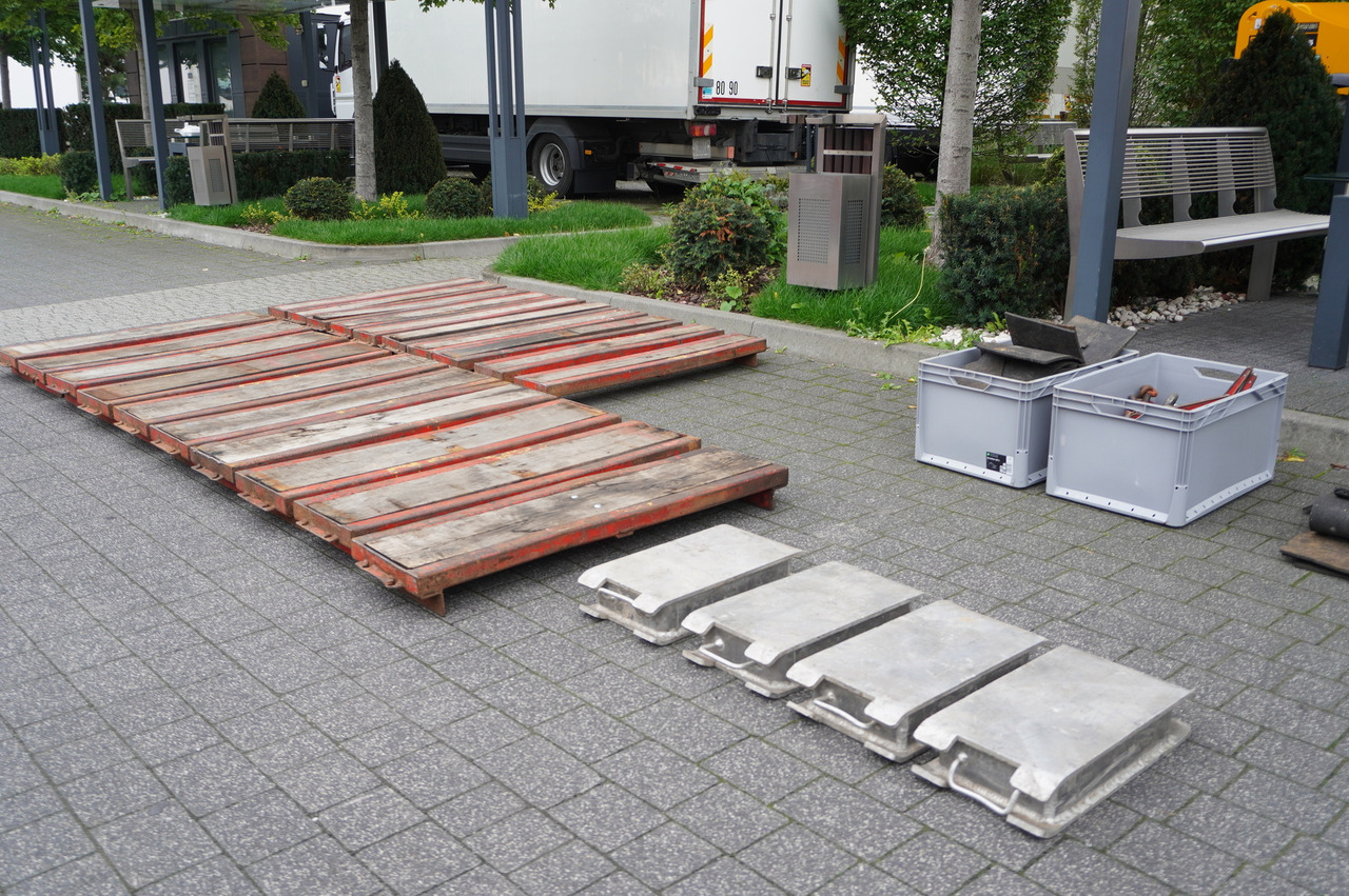 低装载半拖车 KÄSSBOHRER LB2 TIEF-BETT low loader semi-trailer / 16.5 m / Extendable semi-trailer / steered axles / 2 units：图22