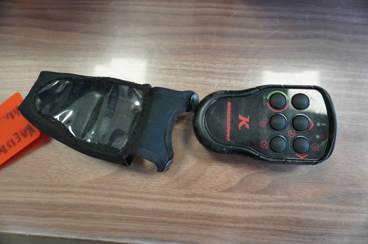 低装载半拖车 KÄSSBOHRER LB2 TIEF-BETT low loader semi-trailer / 16.5 m / Extendable semi-trailer / steered axles / 2 units：图15