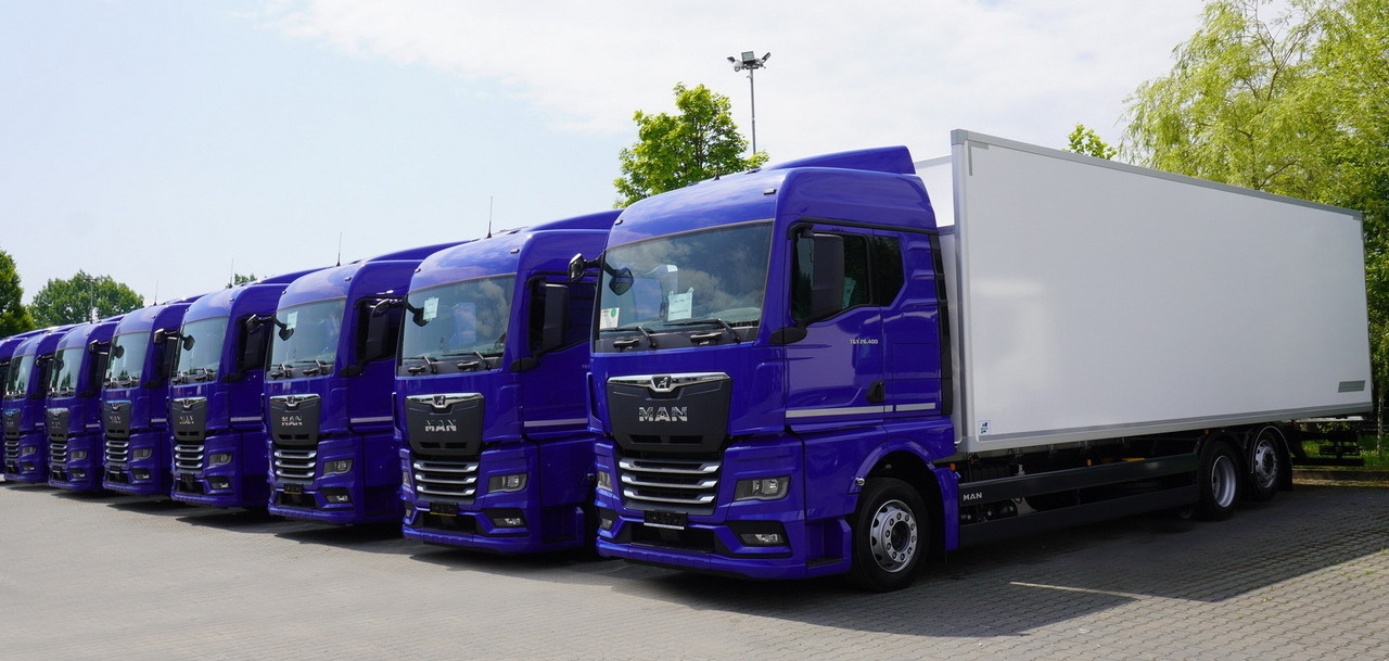 新的 厢式卡车 MAN New TGX 26.400 / NEW IGLOOCAR refrigerator 20 pallets / 6×2 / 2024 / 2 units：图12