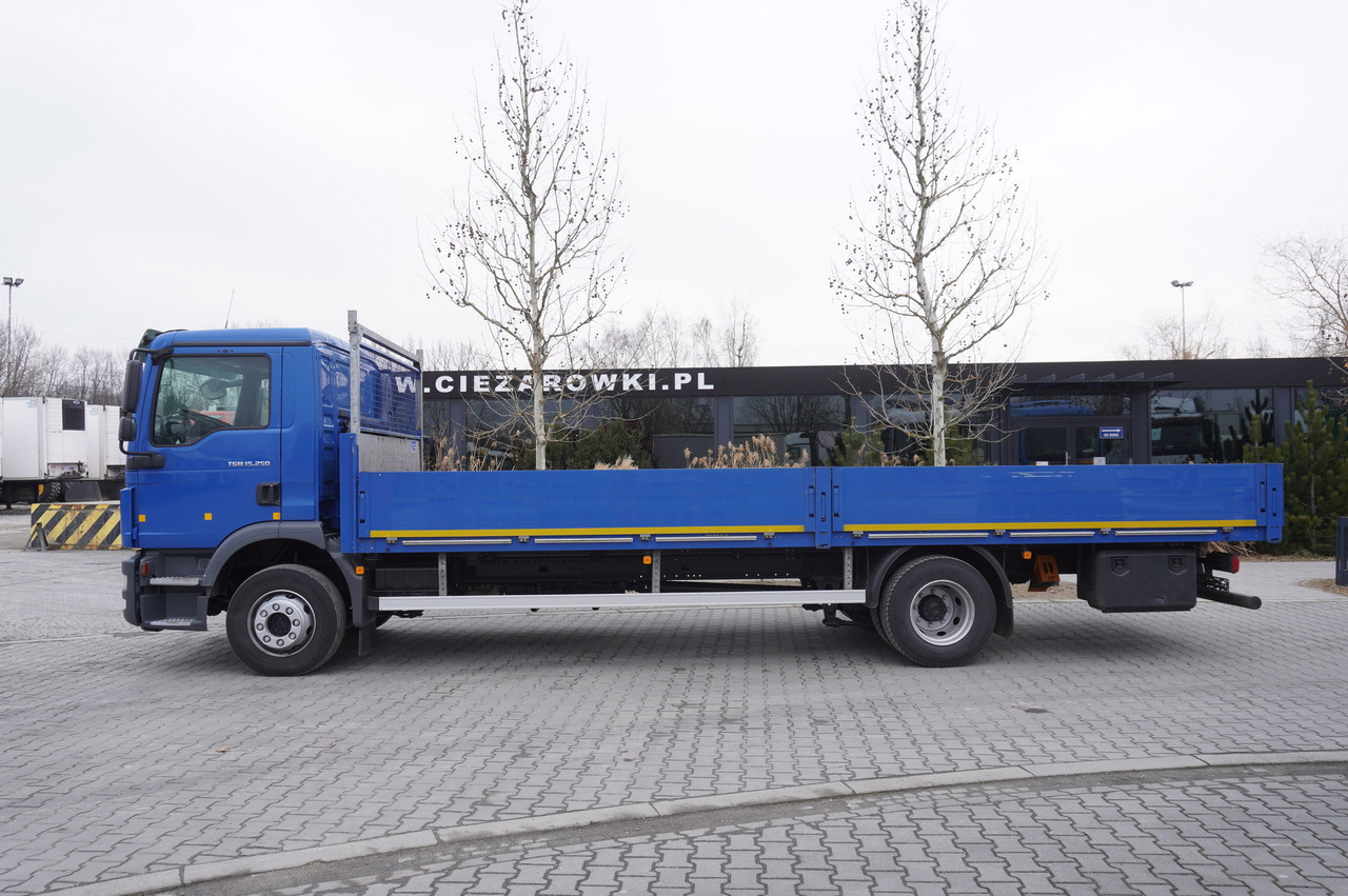 MAN TGM 15.250 / 160,000 km! / 2021 / Flatbed 18 EPAL / 8.8 t capacity - 栏板式/ 平板卡车:图2 MAN TGM 15.250 / 160,000 km! / 2021 / Flatbed 18 EPAL / 8.8 t capacity - 栏板式/ 平板卡车:图2