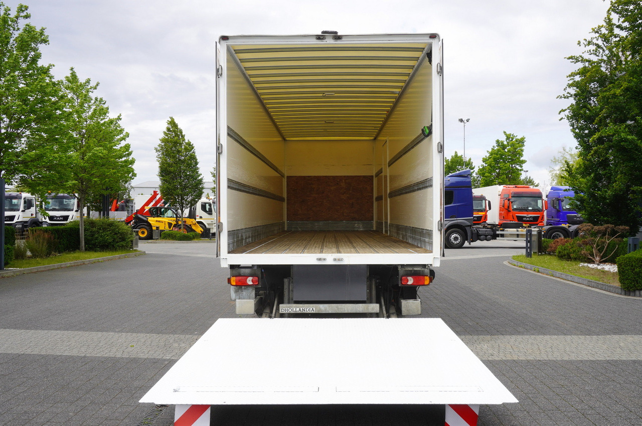 MAN TGM 18.320 / 21 EPAL box / 180 tho. km / Dhollandia 2500 kg / sleeping cab - 厢式卡车:图4 MAN TGM 18.320 / 21 EPAL box / 180 tho. km / Dhollandia 2500 kg / sleeping cab - 厢式卡车:图4