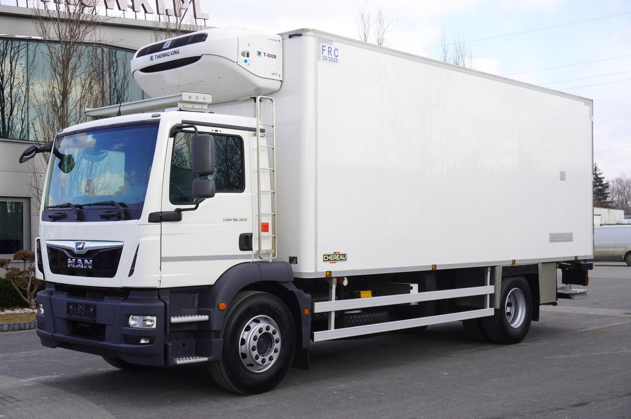 MAN TGM 18.320 / CHEREAU meat hook refrigerator / Carcass elevator - 冷藏车:图2 MAN TGM 18.320 / CHEREAU meat hook refrigerator / Carcass elevator - 冷藏车:图2