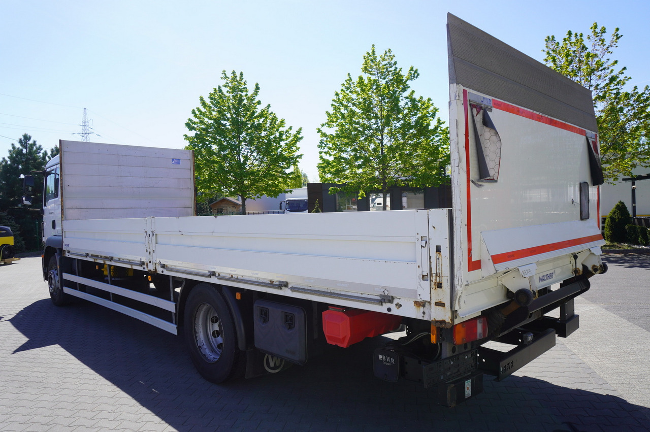 MAN TGM 18.340 / flatbed 18 EPAL / Sleeping cab - 栏板式/ 平板卡车:图5 MAN TGM 18.340 / flatbed 18 EPAL / Sleeping cab - 栏板式/ 平板卡车:图5