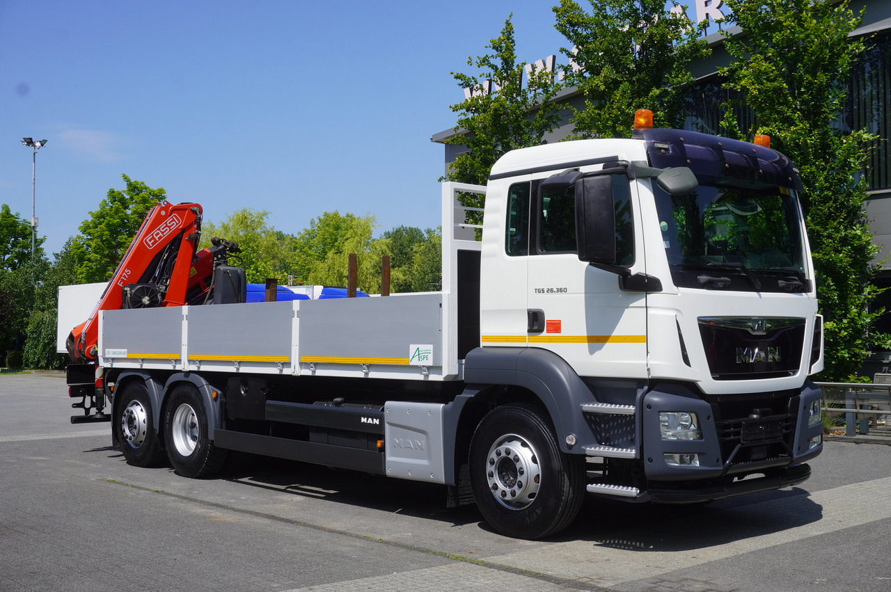MAN TGS 26.360 Flatbed / Fassi F175 7.7 T / steered 3rd axle - 栏板式/ 平板卡车, 起重车:图2 MAN TGS 26.360 Flatbed / Fassi F175 7.7 T / steered 3rd axle - 栏板式/ 平板卡车, 起重车:图2
