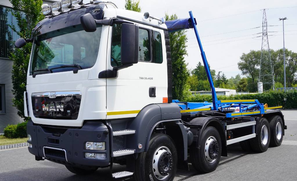 MAN TGS 35.400 8×4 HYVA LIFT 32.56 SE hooklift - 吊钩升降车:图4 MAN TGS 35.400 8×4 HYVA LIFT 32.56 SE hooklift - 吊钩升降车:图4